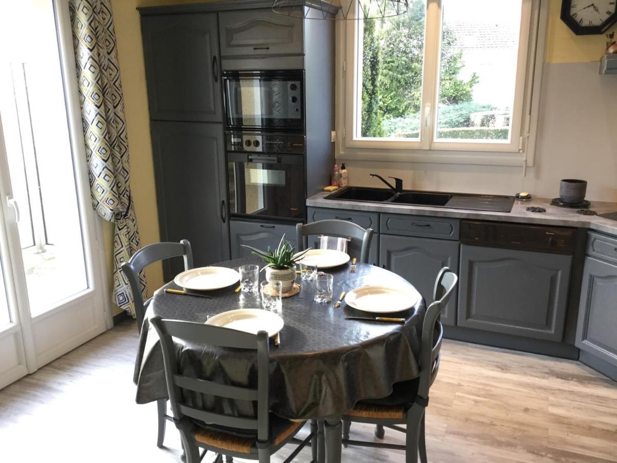 Coup De Coeur Assure ! Calm Comme A La Maison ! Maison Spacieuse Avec Grande Terrasse Pour 2 A 5 Personnes Proximite Granville Et Mer Avec Wifi Et Parking Gratuits מראה חיצוני תמונה
