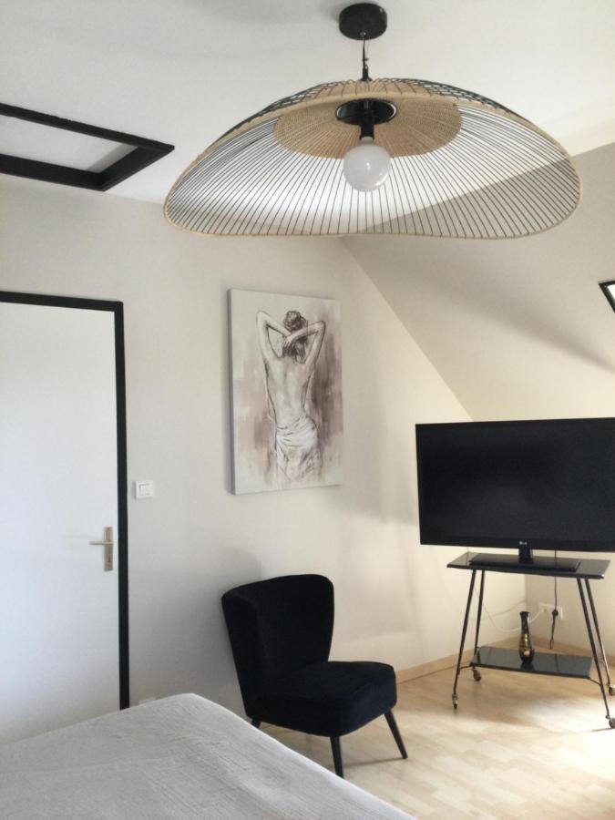 Coup De Coeur Assure ! Calm Comme A La Maison ! Maison Spacieuse Avec Grande Terrasse Pour 2 A 5 Personnes Proximite Granville Et Mer Avec Wifi Et Parking Gratuits מראה חיצוני תמונה