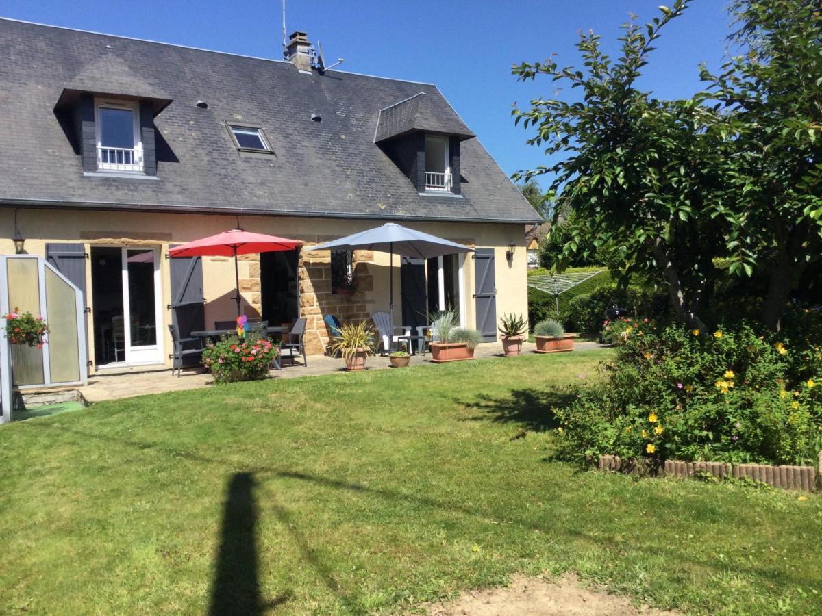 Coup De Coeur Assure ! Calm Comme A La Maison ! Maison Spacieuse Avec Grande Terrasse Pour 2 A 5 Personnes Proximite Granville Et Mer Avec Wifi Et Parking Gratuits מראה חיצוני תמונה